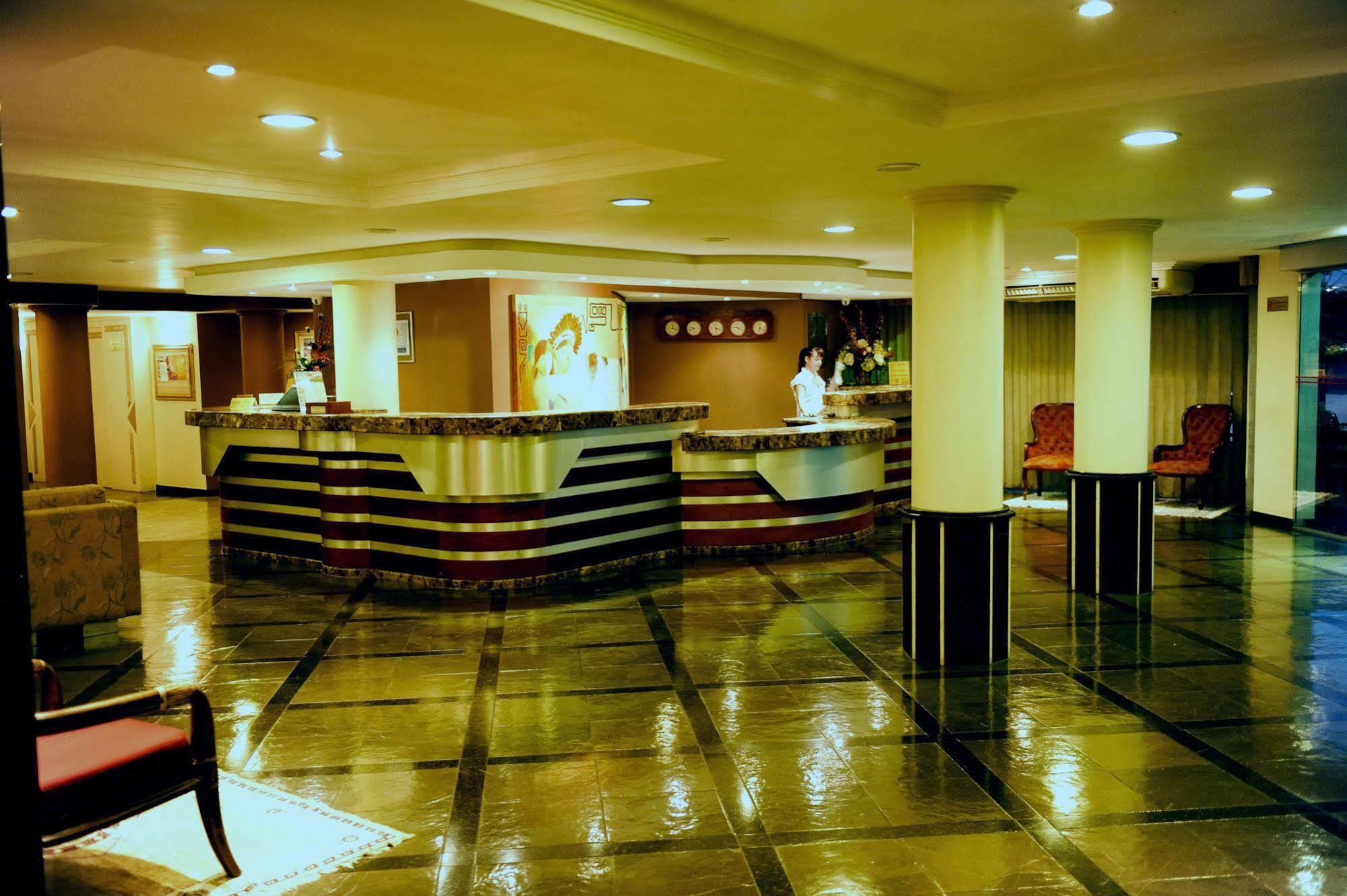 פוז דו איגואסו Hotel Rafain Centro מראה חיצוני תמונה