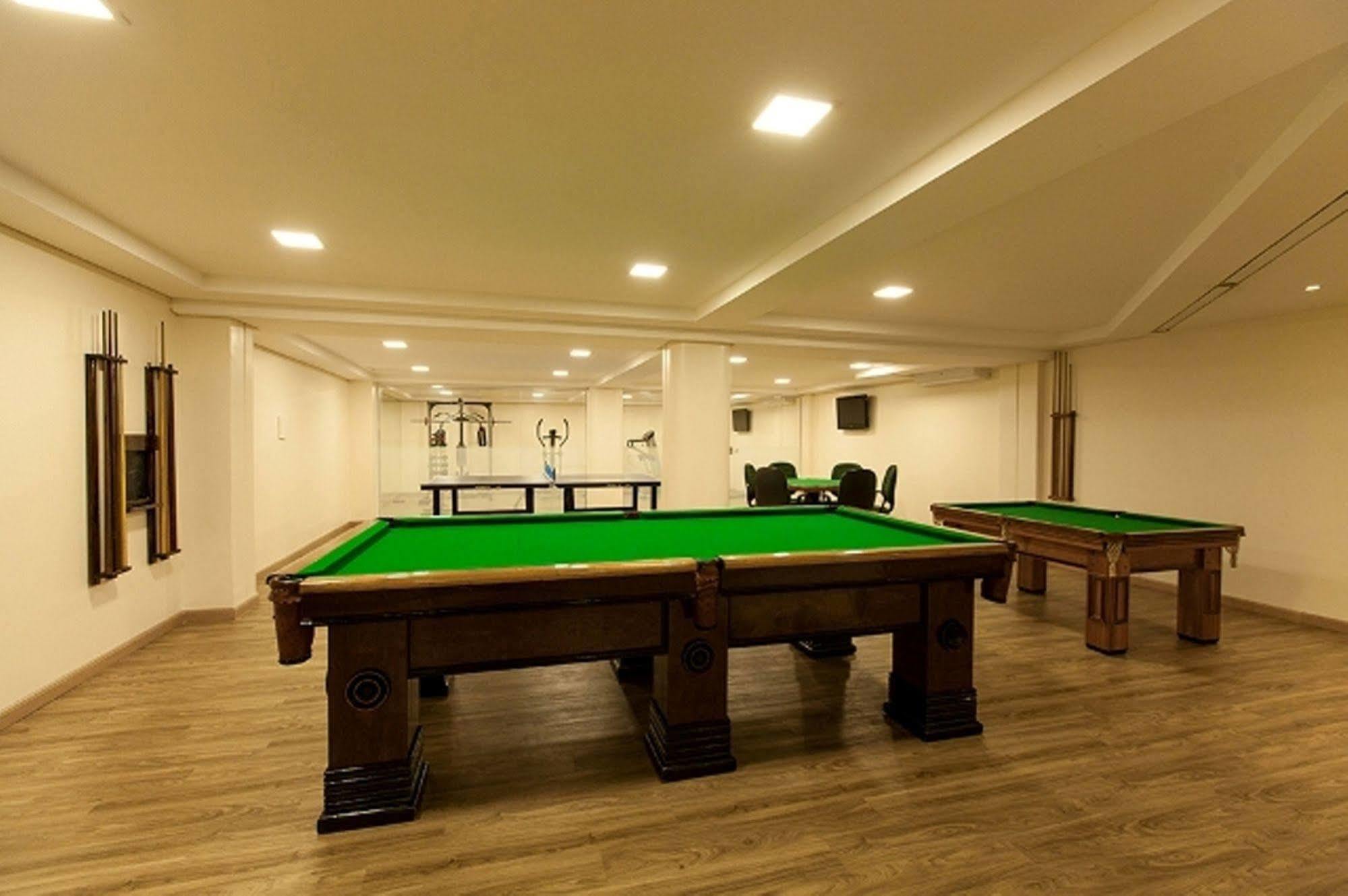פוז דו איגואסו Hotel Rafain Centro מראה חיצוני תמונה